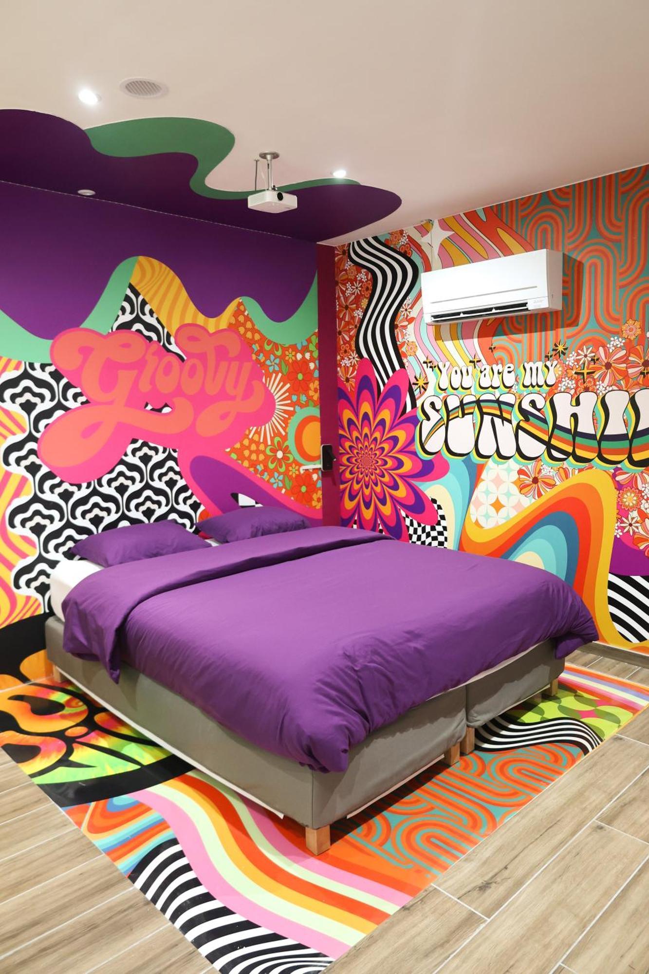 Capsule Groovy-Jacuzzi-Sauna-Billard-Netflix- Nintendo Switch & Jeux Mons  Exterior foto